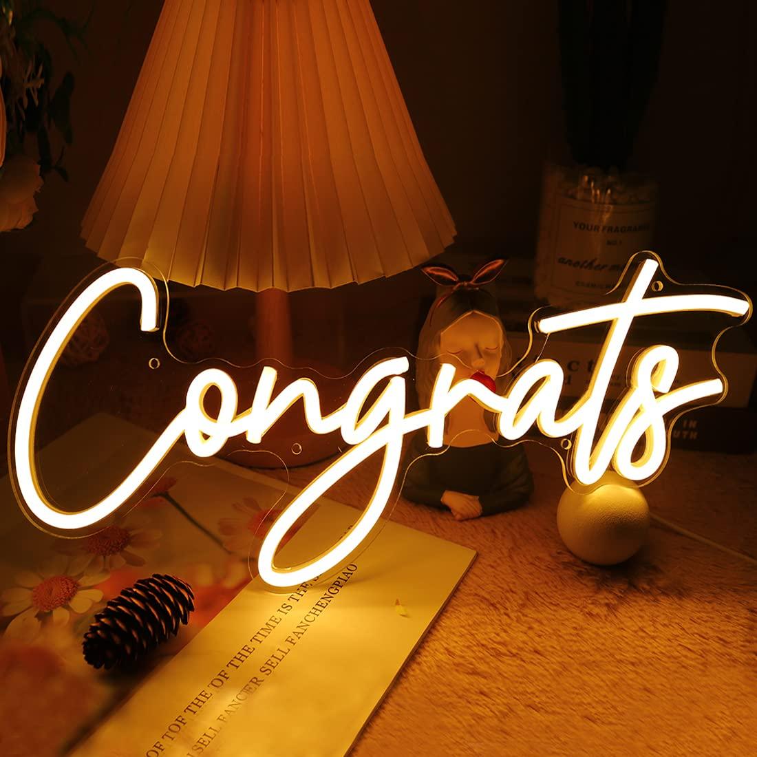 Insegna al Neon 'Congratulazio - Neon Sign Party recensione e prezzo