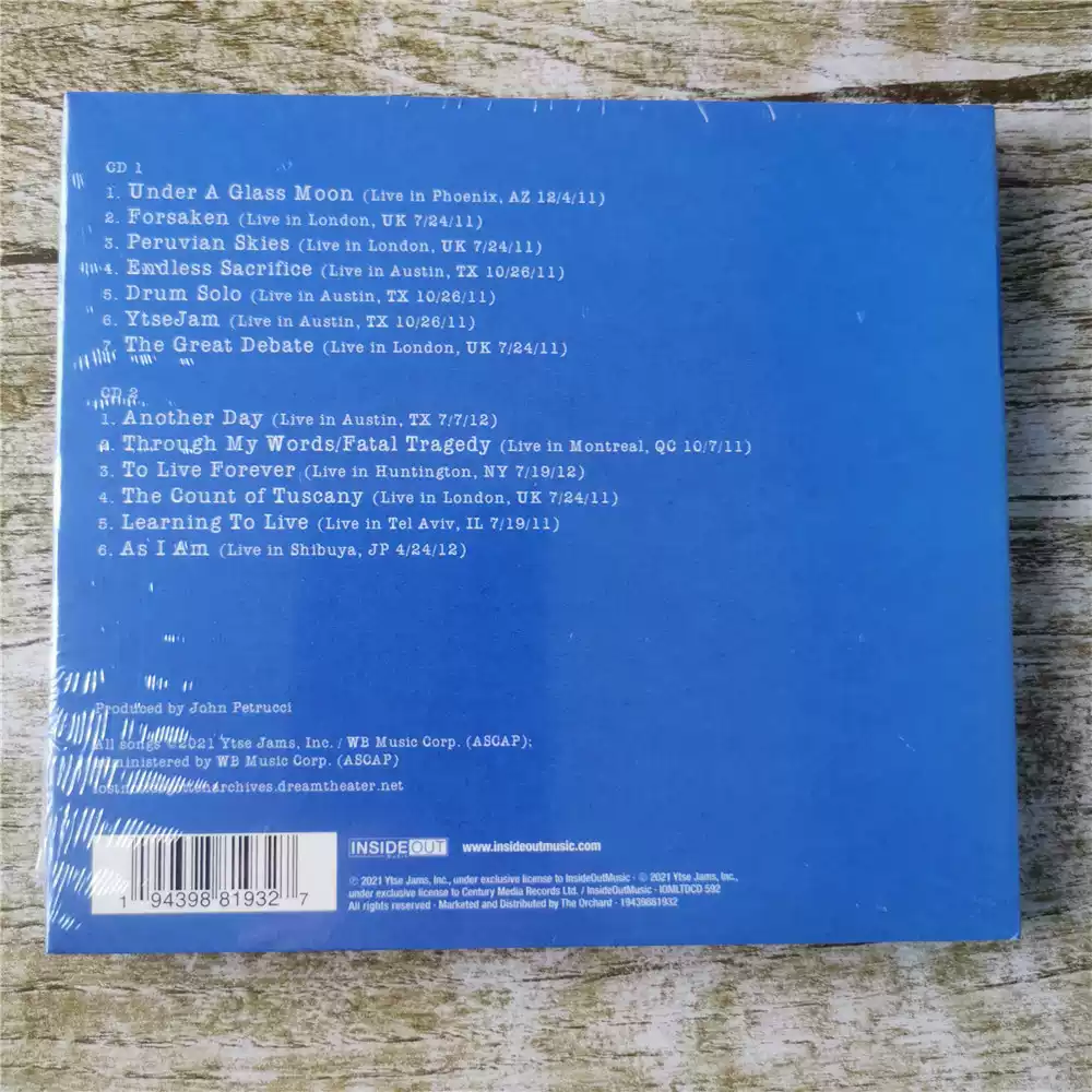 Il 11° album in studio dei CD  - Event & Party Supply Photos recensione e prezzo