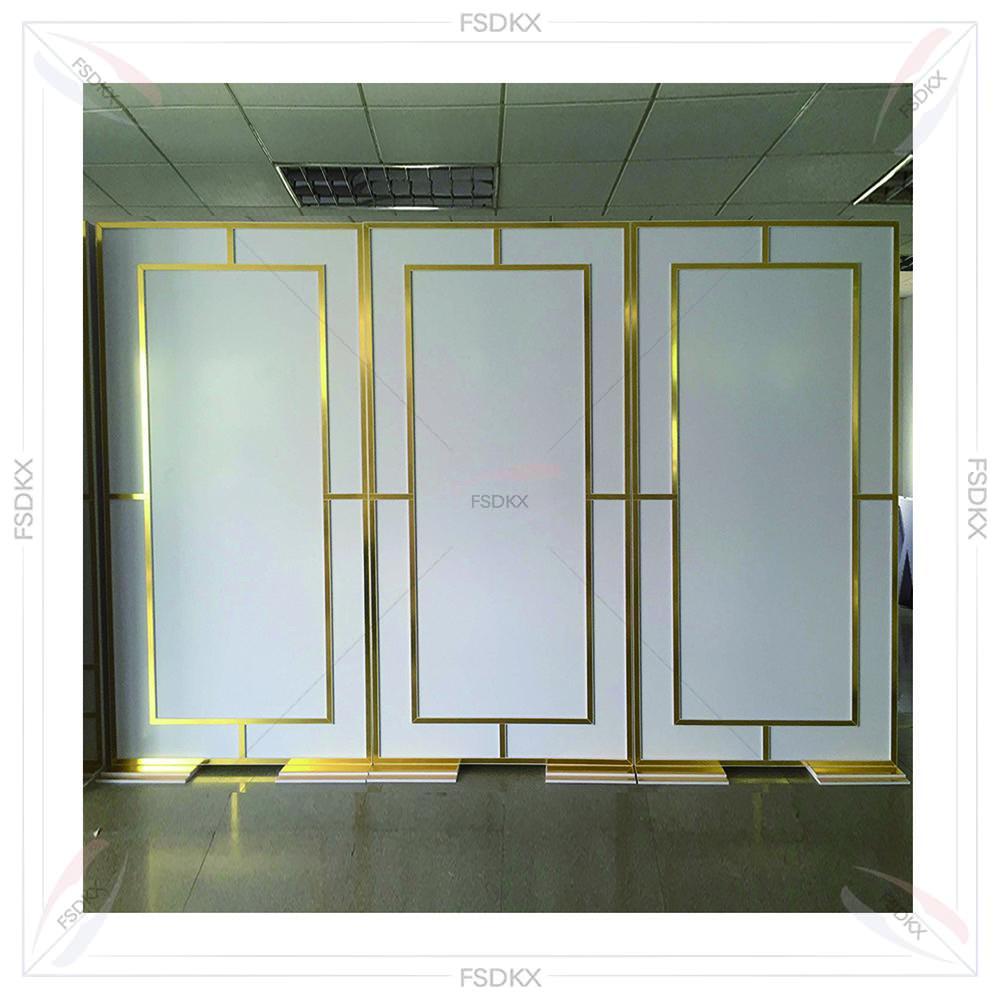 Fondale in PVC Lucido Dorato p - Event Party Supply Rental recensione e prezzo